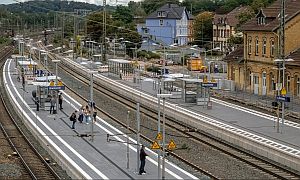 Die Modernisierung des Bahnhofes Brackwede, die rund 17 Millionen Euro kostet, hat sichtbare Fortschritte gemacht. |  Susanne Lahr 