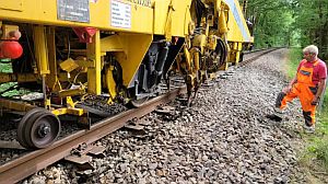 Die Dachshhlen an der Strecke des Haller Willem zwischen Osnabrck und Malbergen wurden am Wochenende beseitigt. Der Bahnverkehr zwischen Osnabrck und Bielefeld luft wieder ohne Begrenzungen.FOTO: VLO/JRGEN WERNER